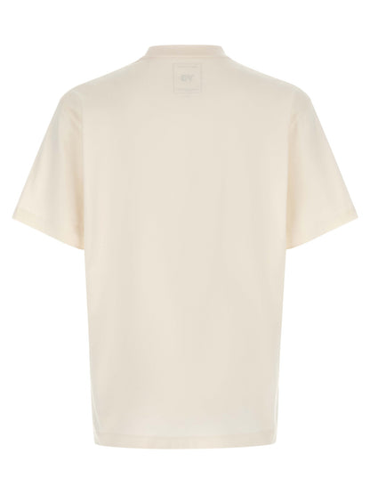 T-Shirt by Y-3 for men in cotton white features an edgy silhouette, meticulously detailed with a sophisticated and crew neckline for a truly edgy finish.