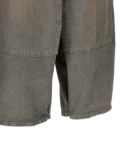 Jeans by Haikure for women in denim cotton blue features an sophisticated and relaxed-fit & wide with a precise long, creating a sophisticated and sophisticated silhouette.