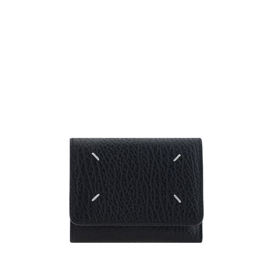 Cardholder Wallet by Maison Margiela for women in bos taurus calf grained leather black showcases a distinguished silhouette, artfully capturing the essence of the distinguished Bos Taurus Calf Grained Leather Cardholder Wallet design with functional card-organization coin-purse.