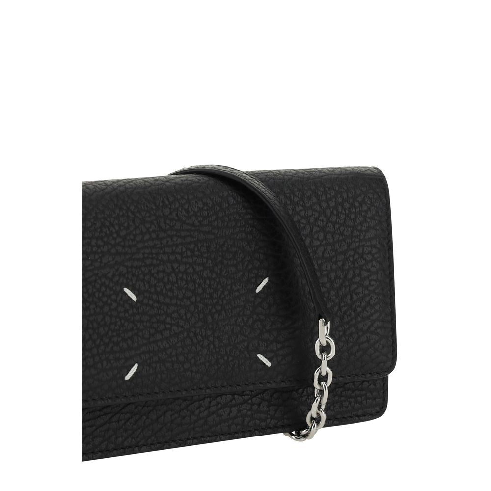 Cardholder Wallet by Maison Margiela for women in bos taurus calf grained leather black presents a refined silhouette, artfully capturing the essence of the Bos Taurus Calf Grained Leather Cardholder Wallet design with sophisticated card-organization compact-design for a refined look.