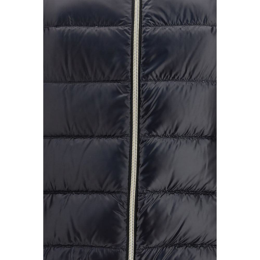 Hooded Puffer Jacket by Herno for women in polyamide & goose-down black & gold features a city-ready silhouette, detailed with pockets, hooded & insulated and a city-ready hooded neckline.