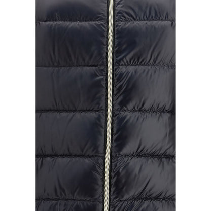 Hooded Puffer Jacket by Herno for women in polyamide & goose-down black & gold features a city-ready silhouette, detailed with pockets, hooded & insulated and a city-ready hooded neckline.