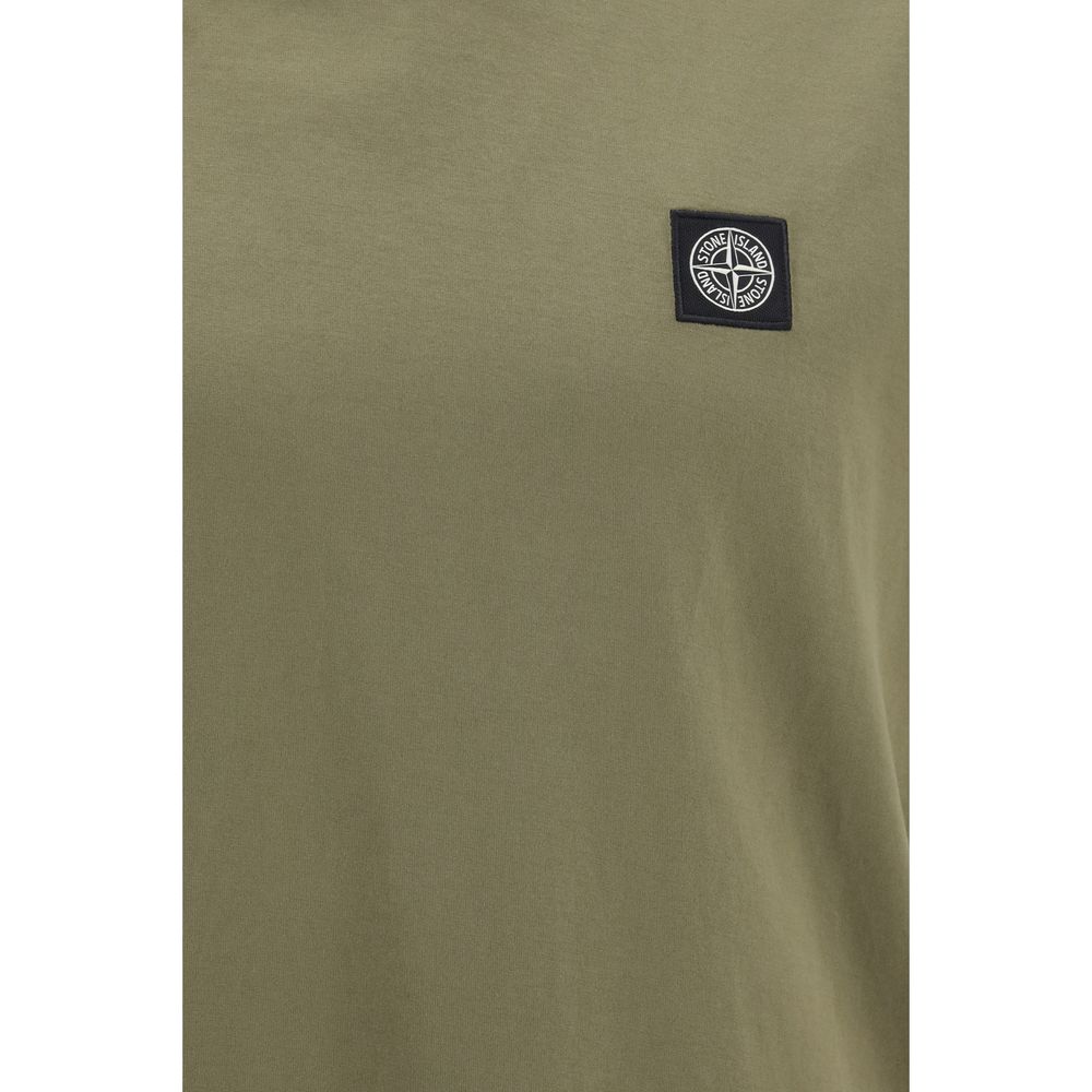 T-Shirt by Stone Island for men in cotton bicolour features an edgy silhouette, meticulously detailed with a sophisticated and for a truly edgy finish.