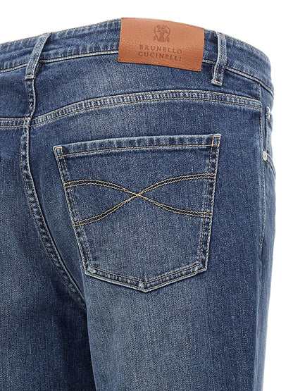 Jeans by Brunello Cucinelli for men in stretch denim cotton blue features an sophisticated and slim with a precise long, creating a sophisticated and sophisticated silhouette.
