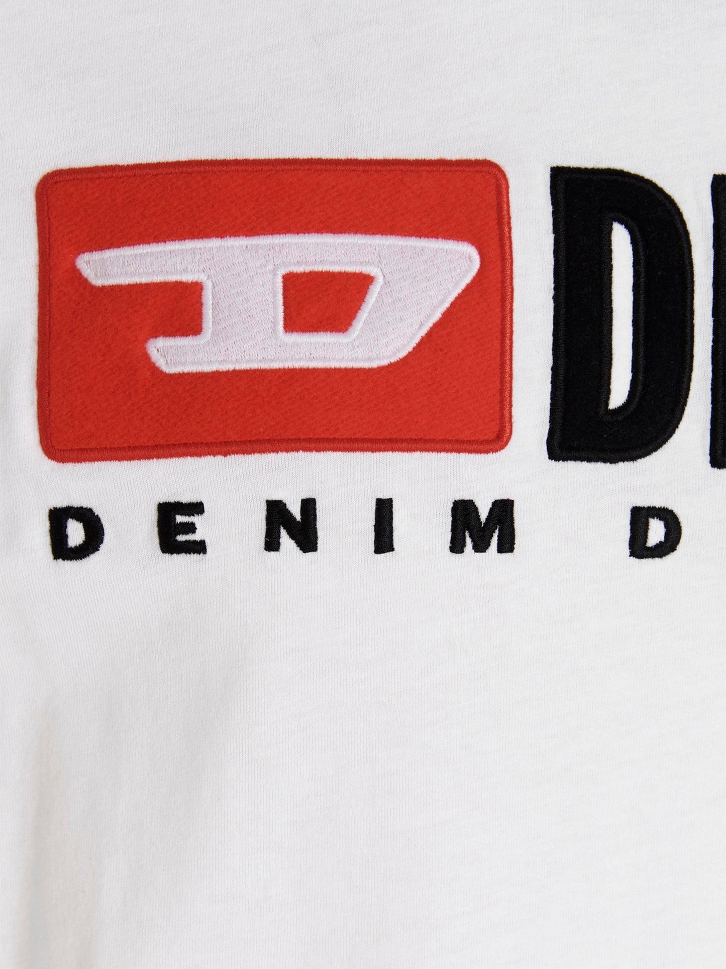 T-Shirt by Diesel for men in cotton white features an edgy silhouette, meticulously detailed with a sophisticated and for a truly edgy finish.