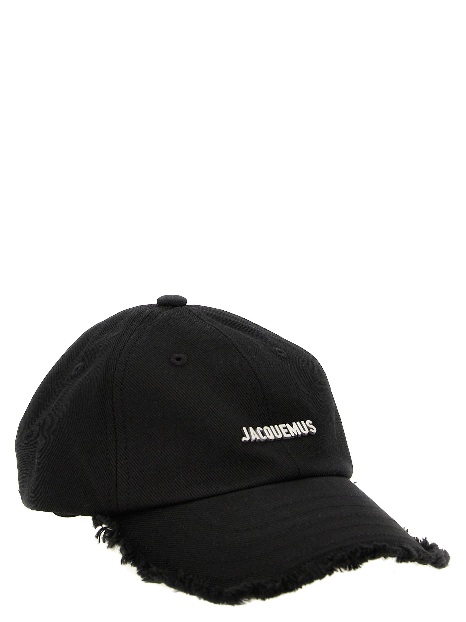 This Baseball Cap by Jacquemus for unisex in cotton canvas black presents a distinguished silhouette, meticulously showcasing the signature aesthetic and high-end profile of the Grace Cotton Canvas Baseball Cap.