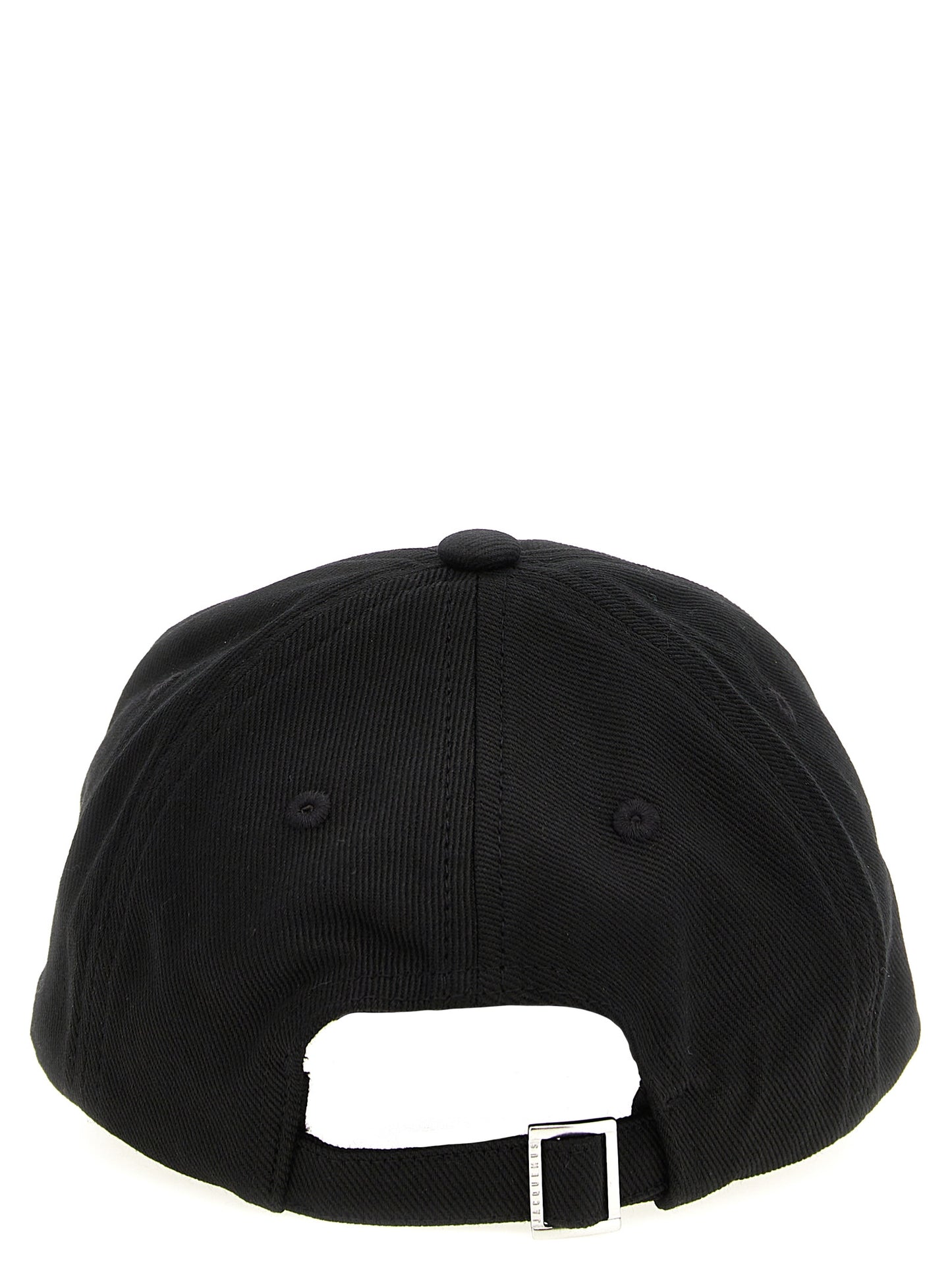 Baseball Cap by Jacquemus for unisex in cotton canvas black presents a tailored silhouette, perfectly capturing the essence of Grace Cotton Canvas Baseball Cap with its tailored finish and superior craftsmanship.