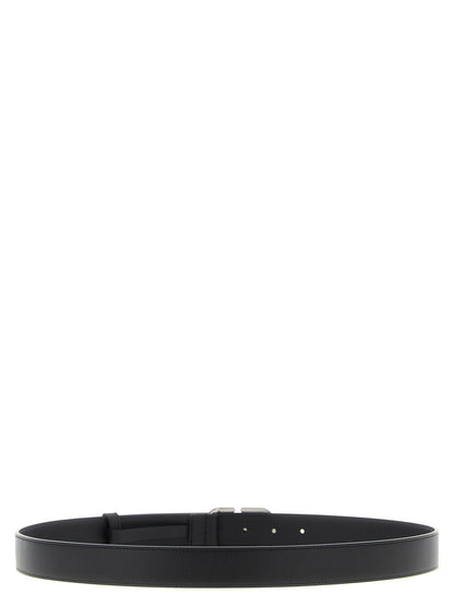 Belt by Valentino Garavani for men in calfskin leather black & signature presents a artisanal silhouette from the Essence V Logo Calfskin Leather Belt collection, showcasing an artisanal design and refined craftsmanship for a artisanal look.