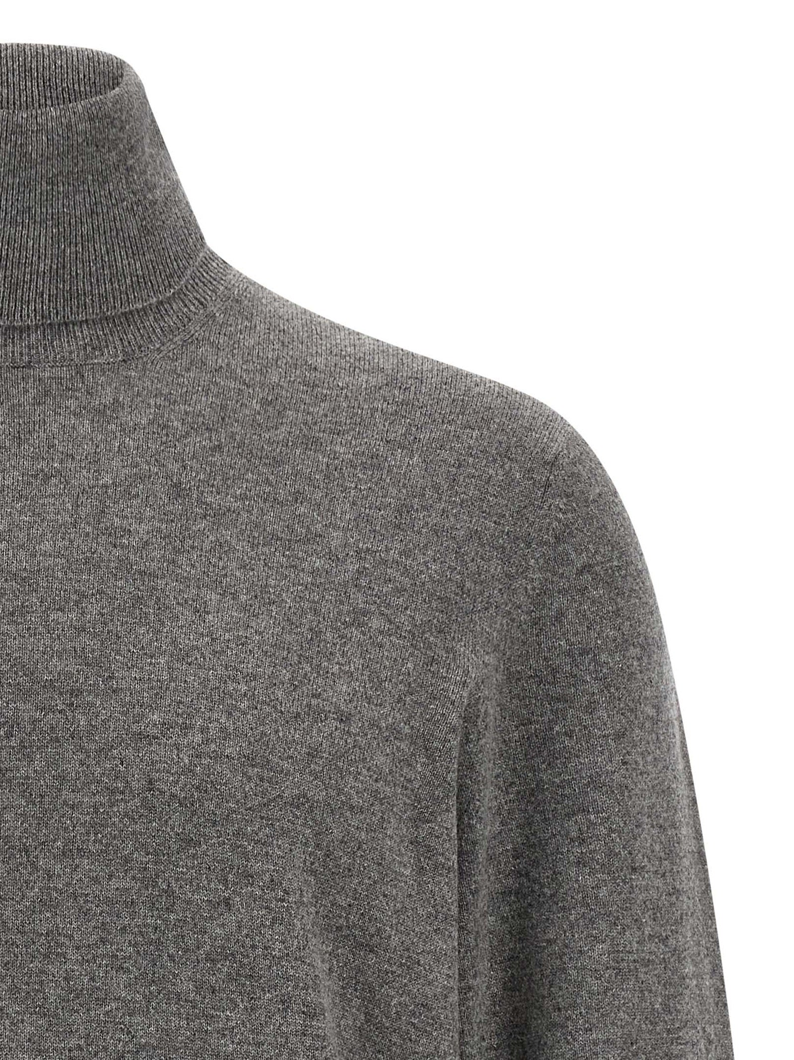Cardigan by Brunello Cucinelli for men in plush cashmere gray features a dramatic silhouette, showcasing a sophisticated turtle neckline and dramatic detail for a timeless, premium look.