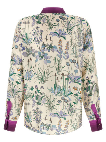 Blouse by Gucci for women in silk twill multicolor, floral & print showcases a sublime silhouette, artfully detailed with a sublime and for a sophisticated, sublime finish.