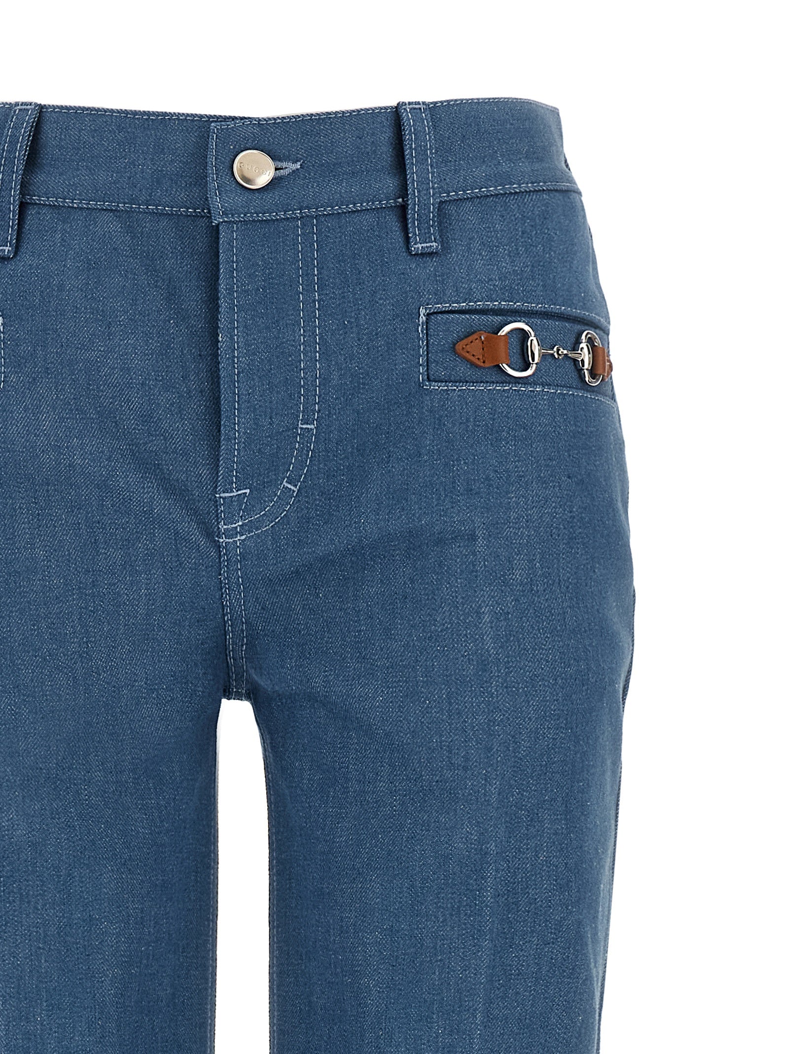 Jeans by Gucci for women in denim cotton light-blue presents a refined pantology silhouette, artfully defined by a refined pantology straight-leg & regular-fit, long, and a sophisticated .