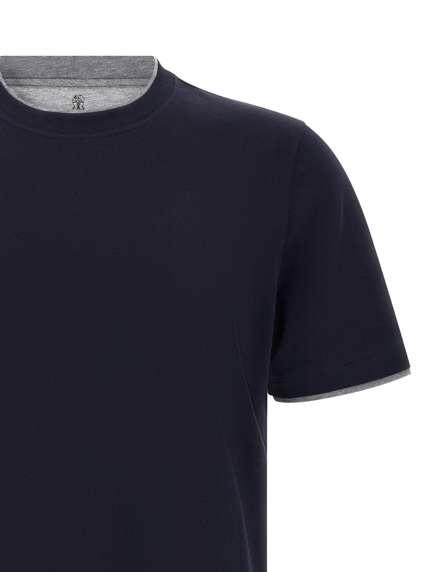 T-Shirt by Brunello Cucinelli for men in cotton blue showcases a unassuming silhouette, artfully detailed with a refined and unassuming for a sophisticated, contemporary look.
