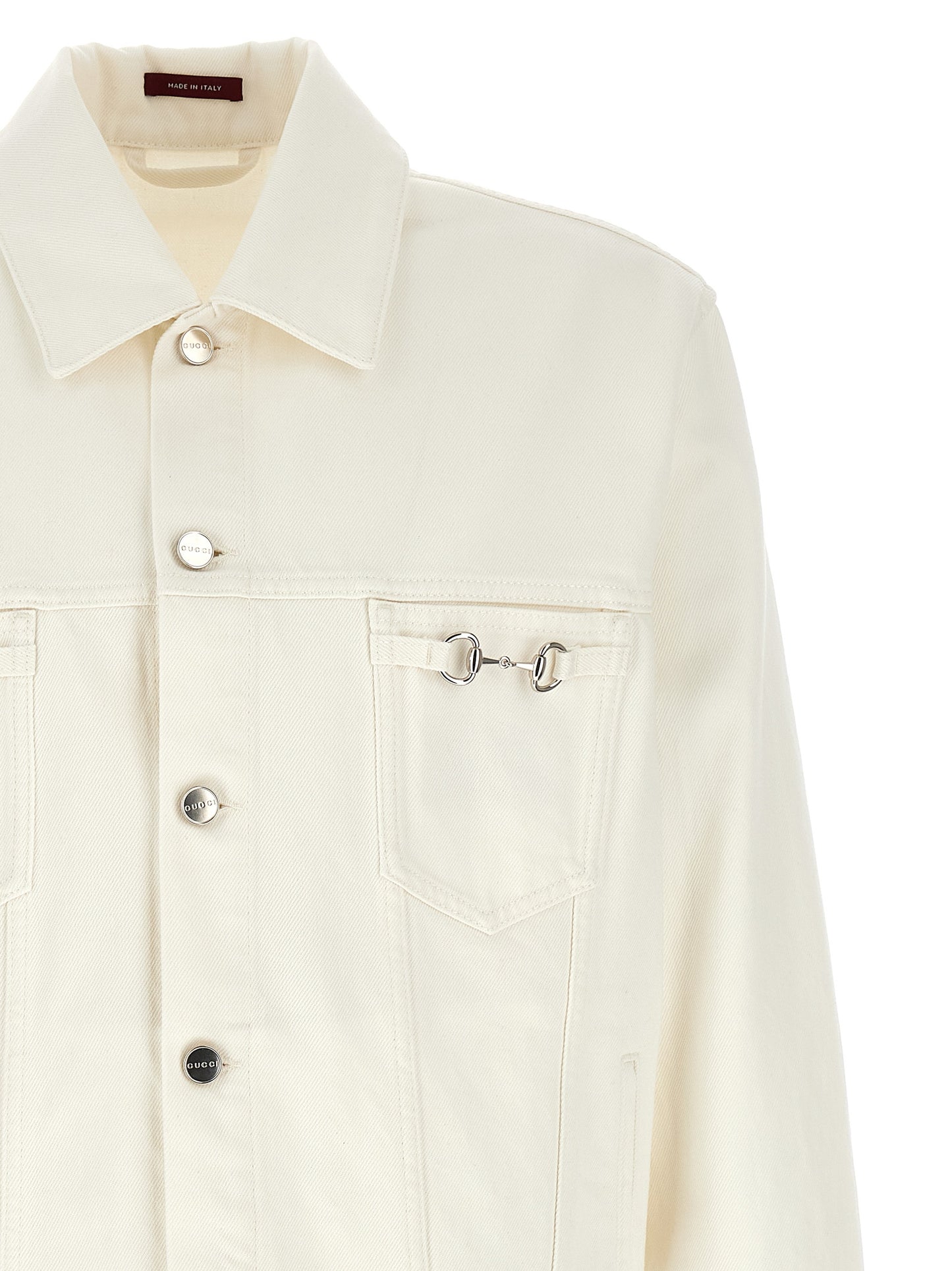 Trucker Jacket by Gucci for men in denim cotton white presents a effortlessly chic silhouette, showcasing a sophisticated shirt-collar neckline and premium pockets for a truly effortlessly chic finish.
