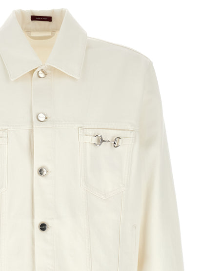 Trucker Jacket by Gucci for men in denim cotton white presents a effortlessly chic silhouette, showcasing a sophisticated shirt-collar neckline and premium pockets for a truly effortlessly chic finish.