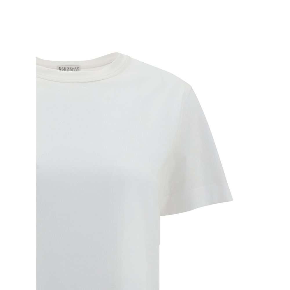T-Shirt by Brunello Cucinelli for women in cotton white & patterned features an on trend silhouette, perfectly showcasing a on trend and crew neckline for an elevated aesthetic.