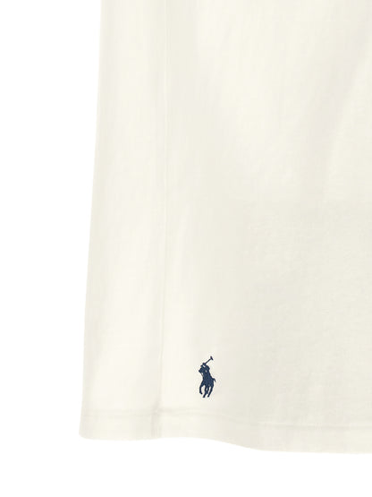 This Polo Shirt by Polo Ralph Lauren for men in cotton blue presents a flawless silhouette, showcasing flawless detailing and a refined for a truly flawless aesthetic.