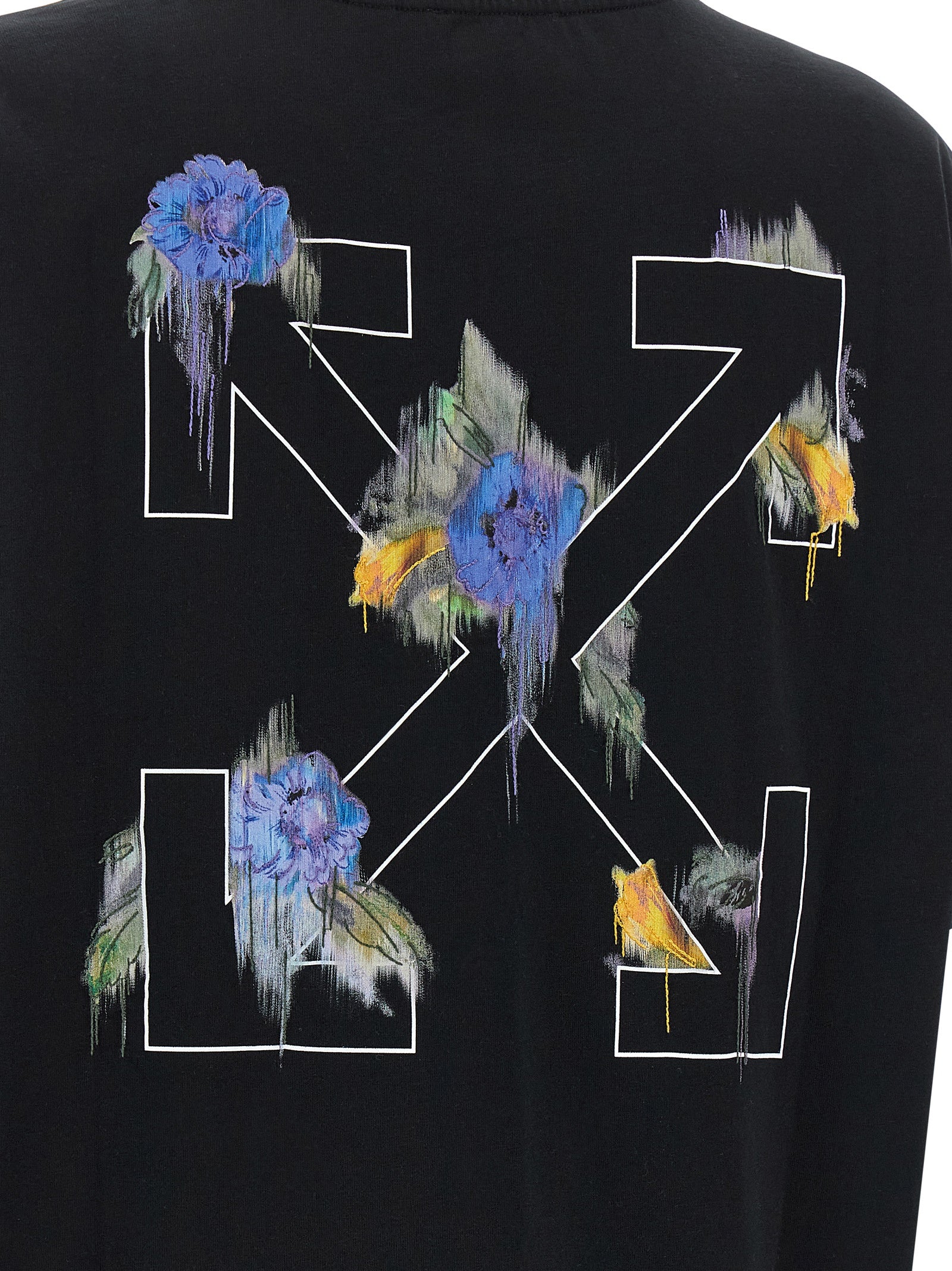 Activewear T-Shirt by Off-White for women in cotton canvas black, white, floral & print features an athletic silhouette with sleeves and a neckline, enhanced by high-performance .