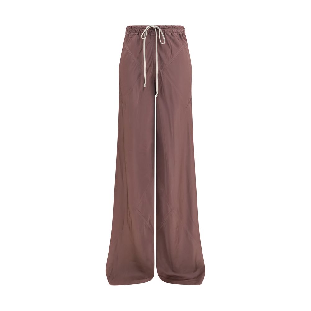 Casual Pants by Rick Owens for women in silk brown features an sophisticated and regular-fit with a precise long, creating a sophisticated and sophisticated silhouette.