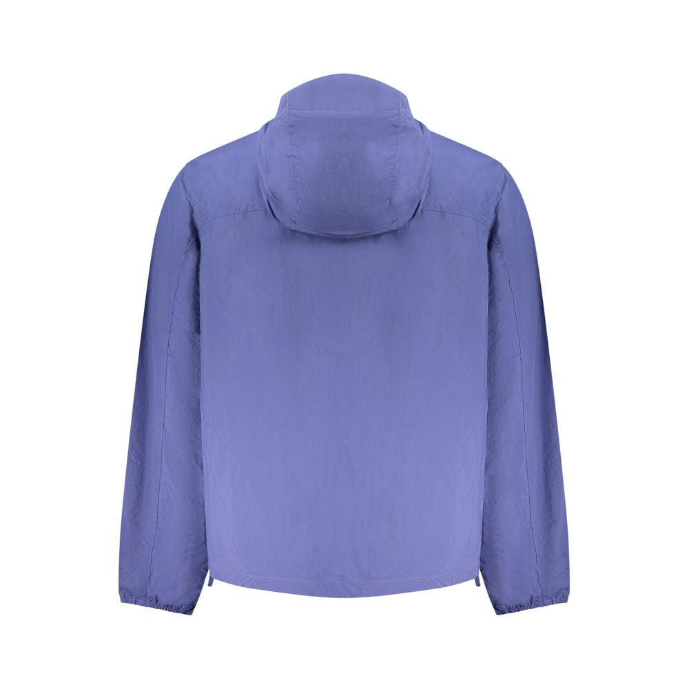 Hooded Windbreaker Jacket by Tommy Hilfiger for men in polyamide blue & print features an magnificent silhouette, showcasing the sophisticated hooded neckline and functional pockets, hooded & windproof for a premium, magnificent look.