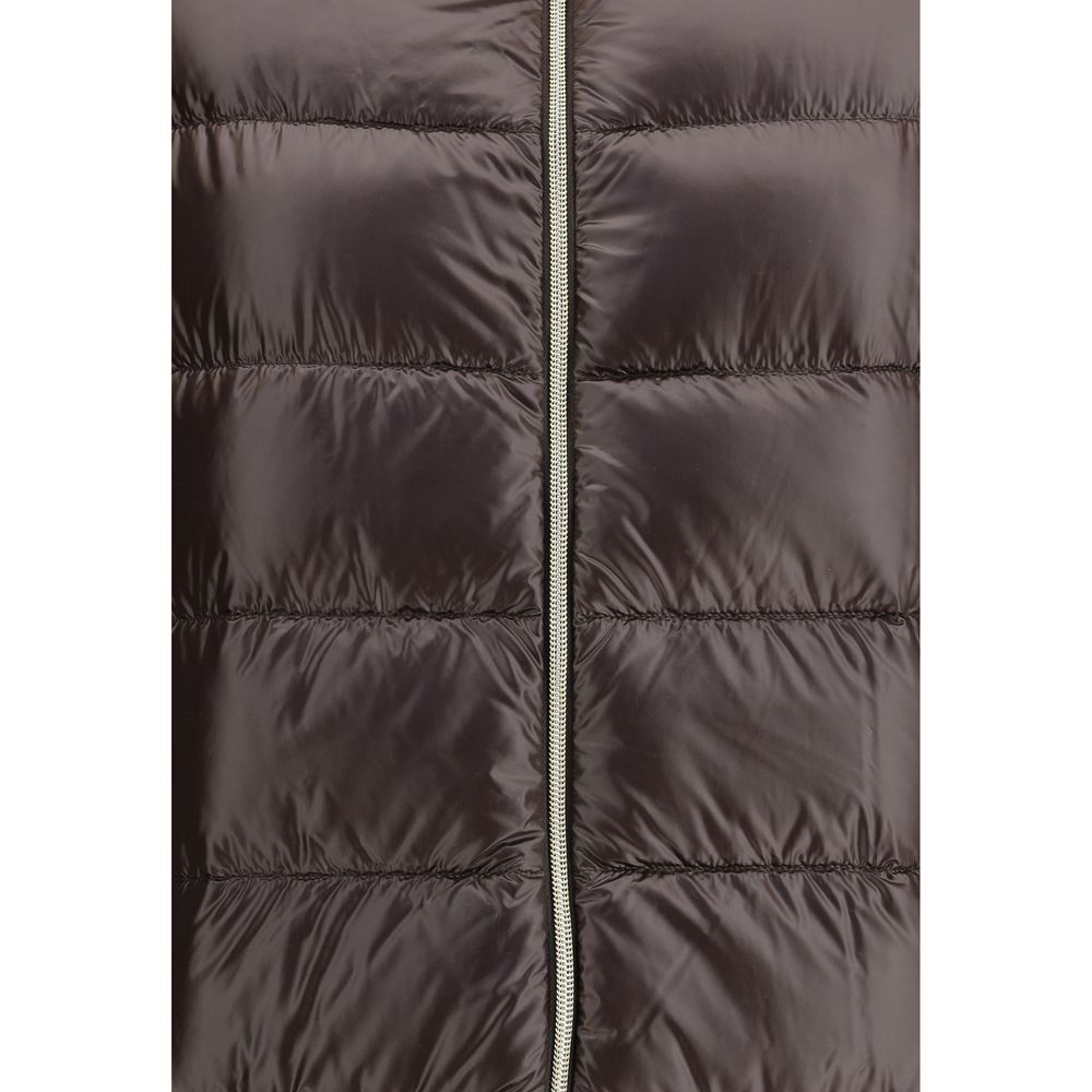 This Puffer Jacket by Herno for women in polyester brown & patterned exhibits a edgy silhouette, meticulously detailed with functional pockets & insulated and a edgy high-collar neckline for a edgy finish.