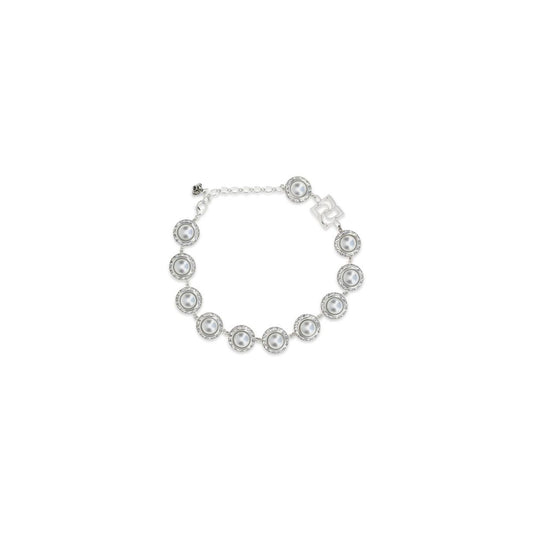 Necklace by Magda Butrym for women in lambskin leather pearl & silver showcases a dynamic silhouette, artfully highlighting the chain necklace design from the Women's Silver Brass Pearls & Crystal Necklace collection for a dynamic aesthetic.