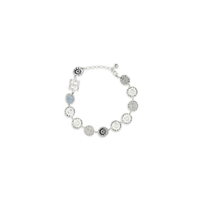 Necklace by Magda Butrym for women in lambskin leather pearl & silver, showcasing a exquisite chain necklace design that perfectly embodies the exquisite elegance of the Women's Silver Brass Pearls & Crystal Necklace collection.