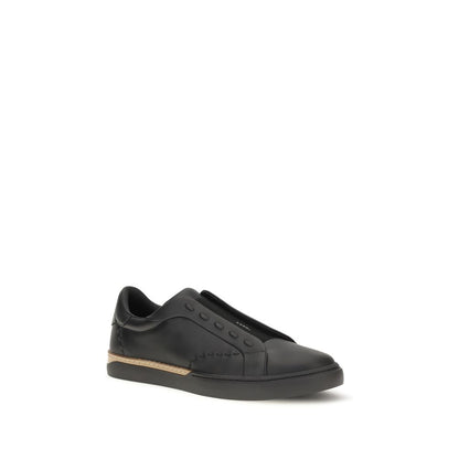 Sneakers by Fendi for men in bos taurus calf leather black, brown & white features an timeless silhouette from the City Selleria Men's Slip On Bos Taurus Calf Leather Sneakers collection, showcasing a signature slip-on style with an timeless finish.