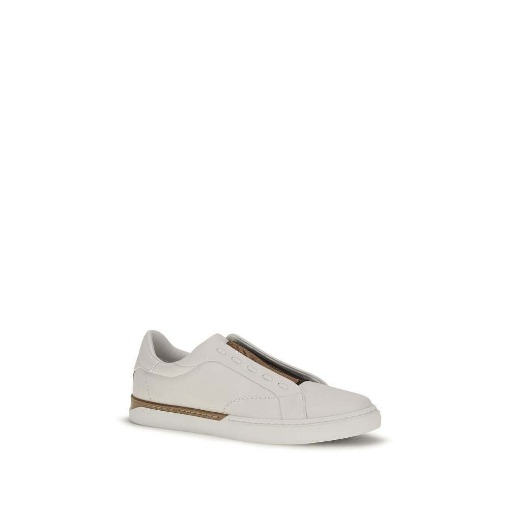 Sneakers by Fendi for men in bos taurus calf leather brown & white features an timeless silhouette from the City Selleria Men's Low Top Slip On Bos Taurus Calf Leather Sneakers collection, showcasing a signature low-top slip-on style with an timeless finish.