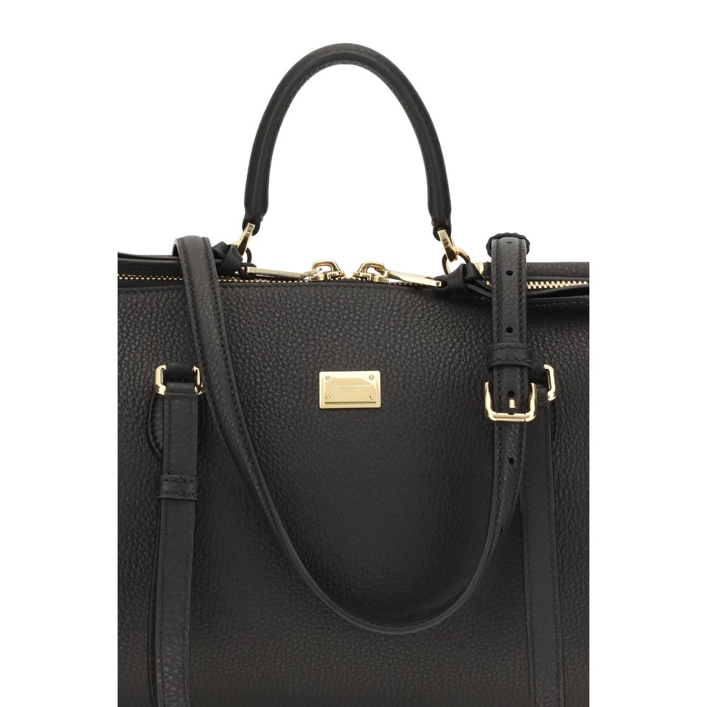 Shoulder Bag by Dolce & Gabbana for women in bos taurus calf leather black & gold showcases a enviable silhouette, artfully detailed with a secure zipper, organized , and versatile shoulder-strap, adjustable-strap & handle for a enviable look.