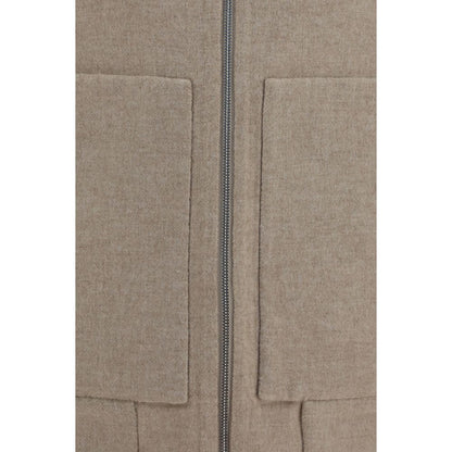 Overcoat by Brunello Cucinelli for men in cashmere & capra leather beige features a contemporary silhouette showcasing a contemporary and refined pockets for a sophisticated finish.