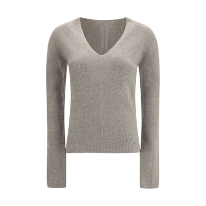 This Sweater by Rick Owens for women in polyamide cashmere & capra leather gray presents a understated silhouette, featuring a sophisticated v-neck neckline and for a understated finish.