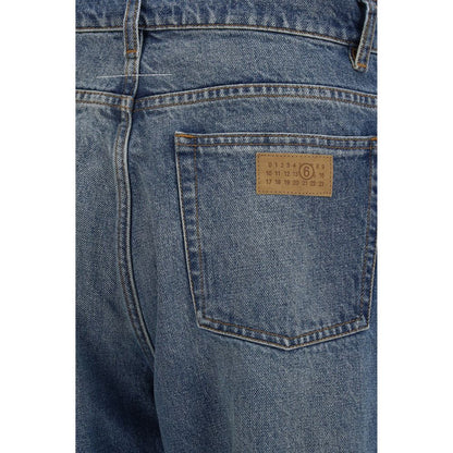 Jeans by MM6 for men in cotton denim blue, natural, orange, white & signature features an sophisticated and straight-leg & regular-fit with a precise long, creating a sophisticated and sophisticated silhouette.