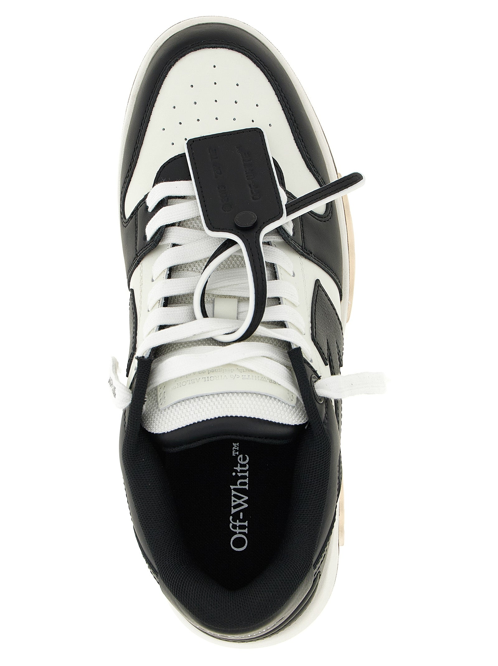 Sneakers by Off-White for men in calfskin leather bicolour, black, white & signature features a chic design, perfectly showcasing the chic low-top style of this Men's Low Top Calfskin Leather Sneakers.