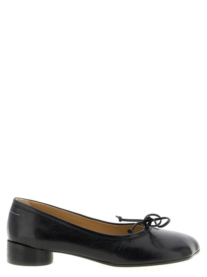 MM6 Maison Margiela Women's Calfskin Leather Mid-Heel Pumps Heels - Black White Signature