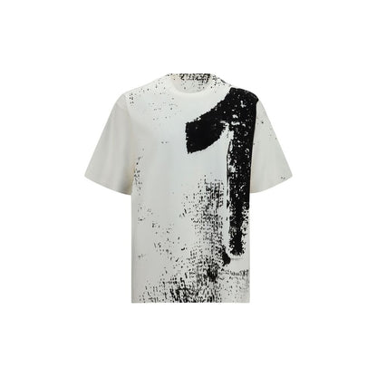 T-Shirt by Maison Margiela for men in cotton white, signature & print showcases a dramatic silhouette, elegantly detailed with a dramatic round neckline and for a truly dramatic finish.