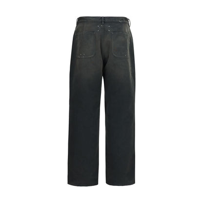 Casual Pants by Maison Margiela for men in cotton gray features an sophisticated and straight-leg, wide & oversized with a precise long, creating a sophisticated and sophisticated silhouette.