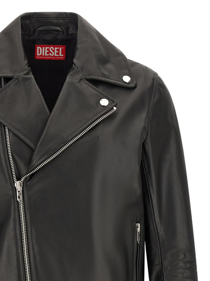 Jacket by Diesel for men in cowhide leather black & silver features a smart silhouette, perfectly accentuated by its unique and functional pockets for a smart finish.