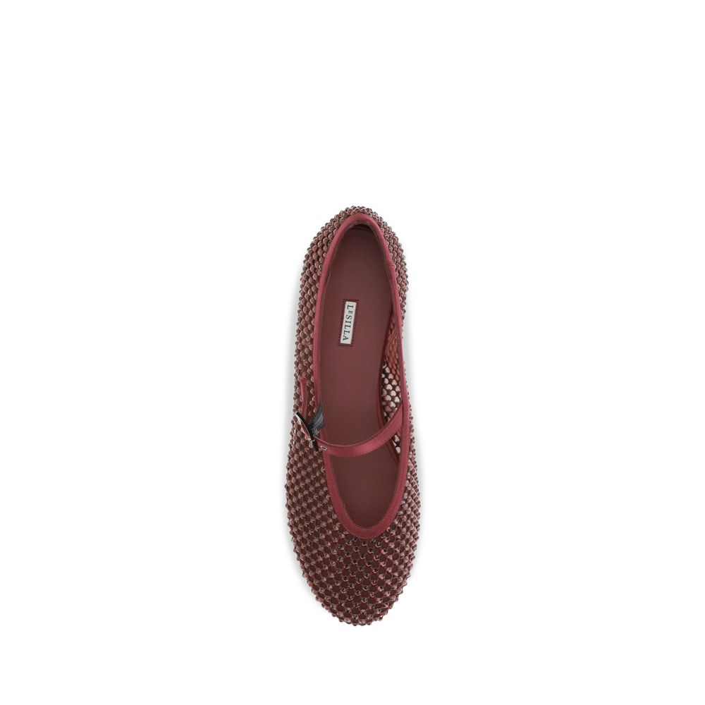Ballet Flat Shoes by LE SILLA for women in nylon & bos taurus calf leather bordeaux presents a effortless chic silhouette, showcasing the Women's Nylon & Bos Taurus Calf Leather Ballet Flat Shoes design with a effortless chic and for a sophisticated look.
