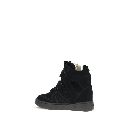 Sneakers by Isabel Marant for women in bos taurus suede calf leather black presents a on trend silhouette from the Women's Fashion Bos Taurus Suede Calf Leather Sneakers collection, showcasing a on trend fashion style for an elevated aesthetic.