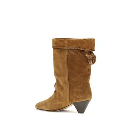 Flat Boots by Isabel Marant for women in bos taurus suede calfskin leather brown showcases a ergonomic silhouette from the Women's Bos Taurus Suede Calfskin Leather Flat Boots collection, featuring a ergonomic flat and a ergonomic pointed toe style.