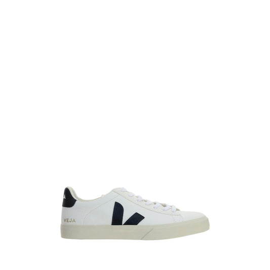 Sneakers by Veja for men in bos taurus calf leather white & signature presents a sumptuous silhouette, artfully capturing the essence of the Men's Low Top Bos Taurus Calf Leather Sneakers with its sumptuous low-top style design.