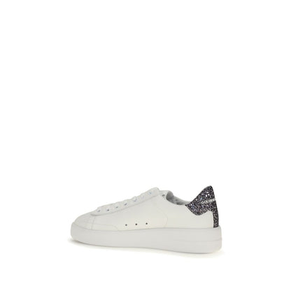 Sneakers by Golden Goose for women in bos taurus calf leather white features an timeless silhouette from the Star Women's Low Top Bos Taurus Calf Leather Sneakers collection, showcasing a signature low-top style with an timeless finish.