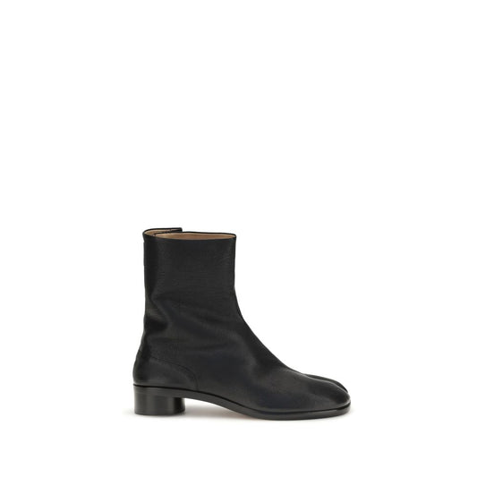 Ankle Boots by Maison Margiela for men in bos taurus calf grained leather black & signature showcases a impeccable silhouette as Icon Men's Bos Taurus Calf Grained Leather Ankle Boots, artfully defined by a impeccable and a impeccable .