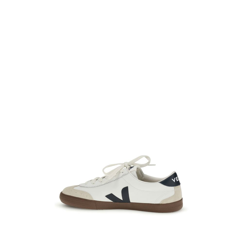 Athletic Sneakers Veja men bos taurus calf leather white featuring a avant-garde Men's Athletic Bos Taurus Calf Leather Sneakers design with a avant-garde athletic style for a refined finish.