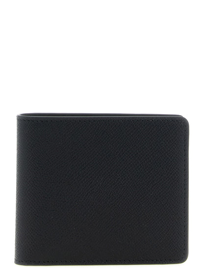 Cardholder Wallet by Maison Margiela for men in calfskin leather black, silver & signature showcases a discerning silhouette, artfully capturing the essence of Four Stitches Calfskin Leather Cardholder Wallet with its functional card-organization.