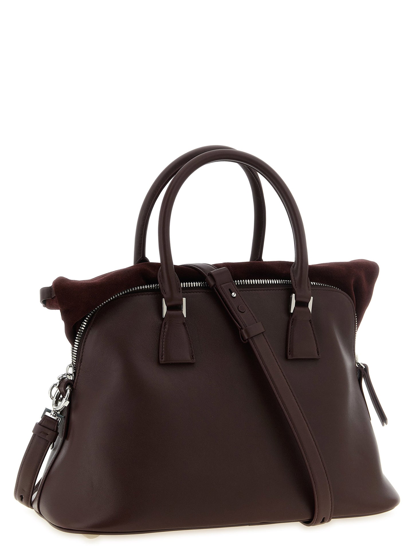 Medium Shoulder Bag by Maison Margiela for women in suede calfskin leather silver showcases a enviable silhouette, artfully detailed with a secure , organized , and versatile shoulder-strap for a enviable look.