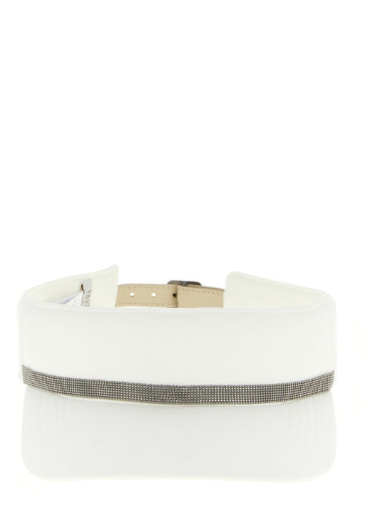 This Baseball Cap by Brunello Cucinelli for women in polyester polyurethane leather white presents a distinguished silhouette, meticulously showcasing the signature aesthetic and high-end profile of the Monile Polyester Polyurethane Leather Baseball Cap.