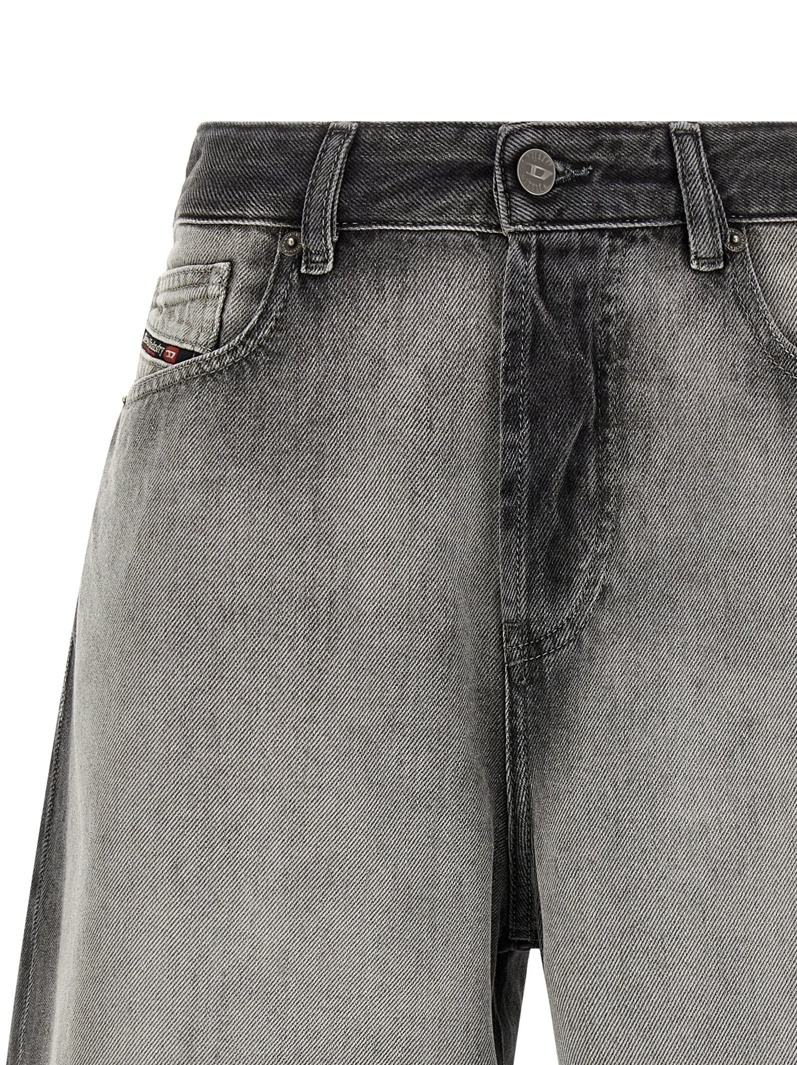 Denim Shorts by Diesel for women in lyocell & denim cotton gradient & gray features an stylish regular-fit with a short and mid rise, showcasing an stylish silhouette for a premium, high-fashion look.