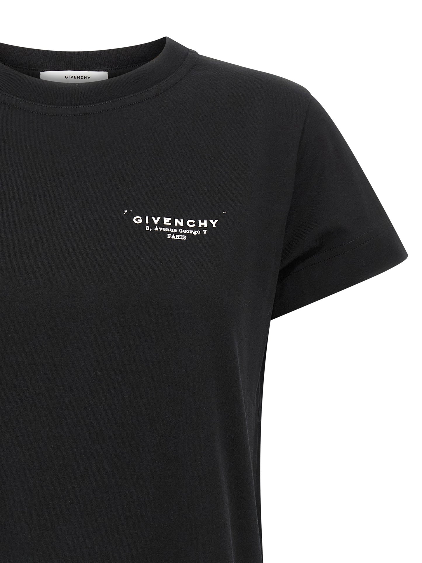 T-Shirt by Givenchy for women in cotton bicolour, black, white & print showcases a dramatic silhouette, elegantly detailed with a dramatic crew neckline and for a truly dramatic finish.