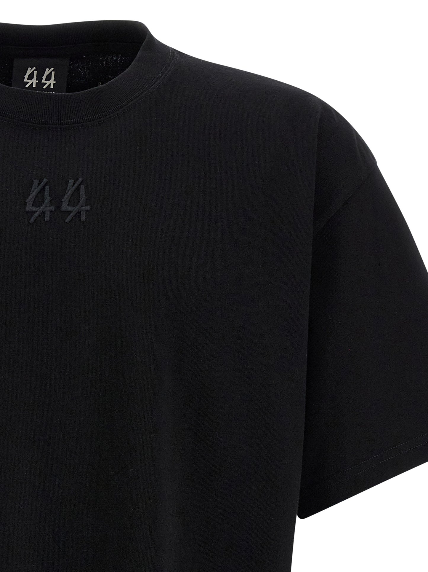 T-Shirt by 44 Label Group for men in cotton black & print showcases a dramatic silhouette, elegantly detailed with a dramatic crew neckline and for a truly dramatic finish.